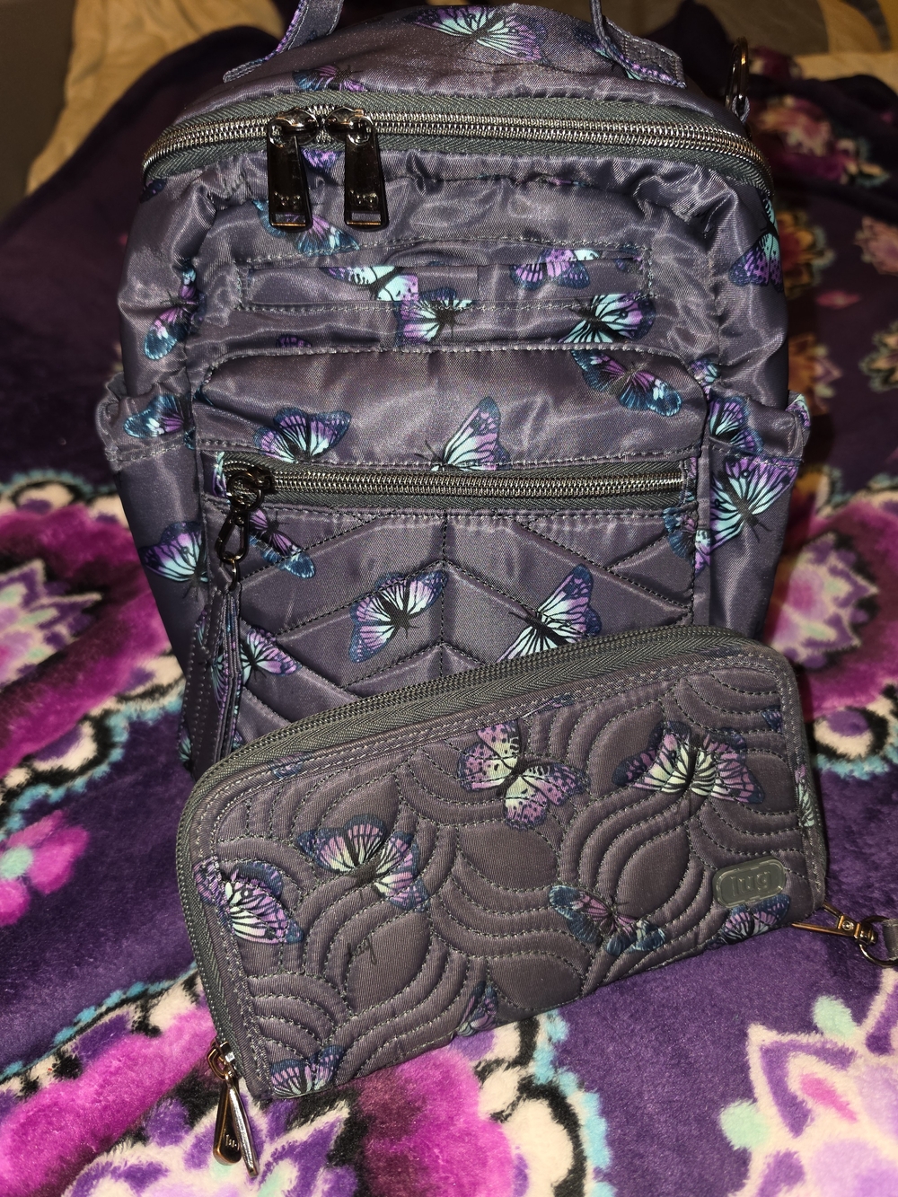 Lug Alpine In Butterfly Grey With Matching Splits XL Wallet